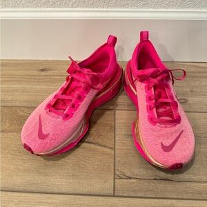 Nike Zoomx Invincible Run 3 Pink & Gold running Sneakers Fierce Pink size 8